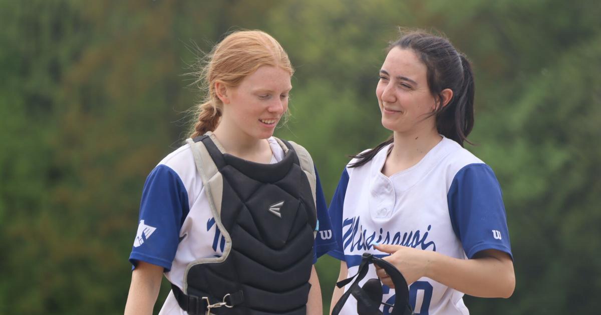 Senior Day Showstopper: Lillianna Fournier's Grand Slam Propels Thunderbirds to Thrilling Victory