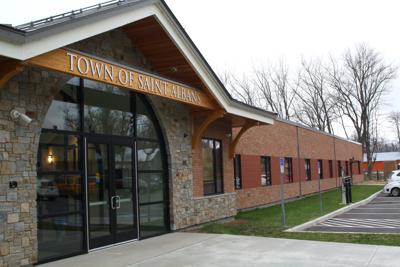NewTownHall01.jpg