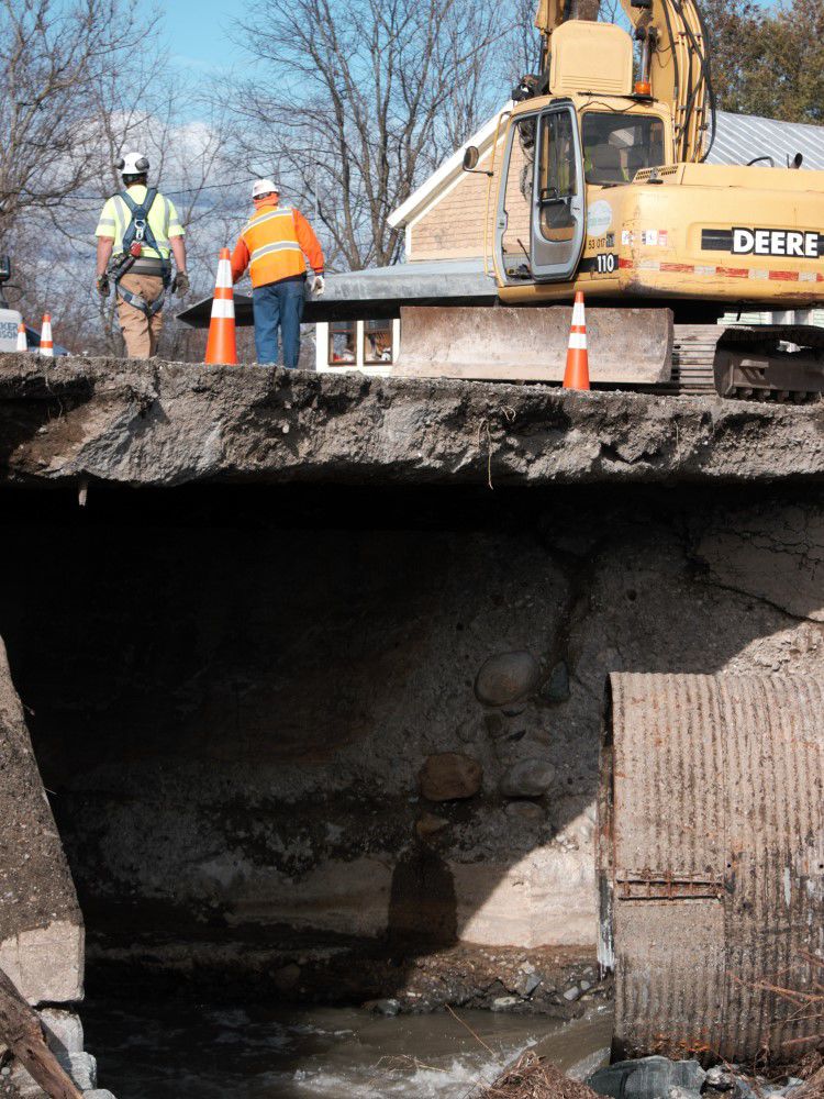 Gov. Scott surveys flooding near Richford News