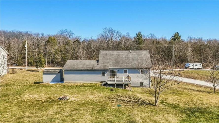 Home tour of the week: A nice $439,000 house in Swanton with 1.75 acres ...
