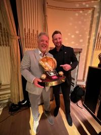 Cal Raleigh wins 2024 Rawlings Gold and Platinum Gloves! | Sports ...