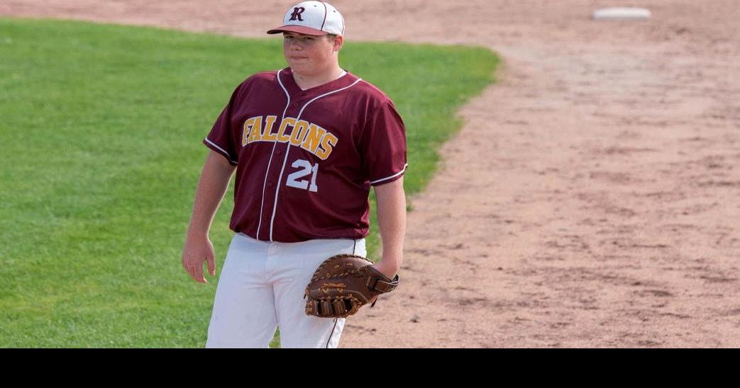 Richford baseball recognizes senior athletes Sports