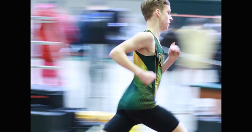 Athlete of the Week: Toby Hurteau races to New Englands with PR in 1000-meter