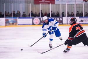 MVU ties with Middlebury; Andrew Fournier grabs 38 saves in effort