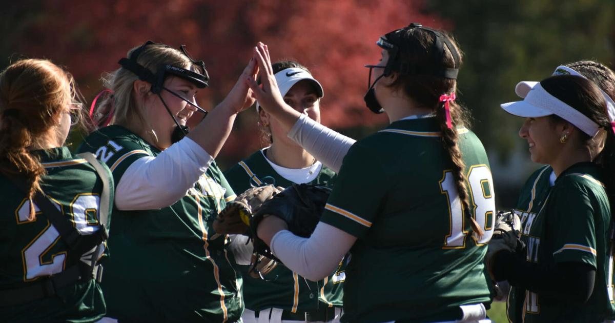 Lizi Bourdeau carries family tradition with UVM club softball | Sports Lizi Bourdeau carries family tradition with UVM club softball | Sports