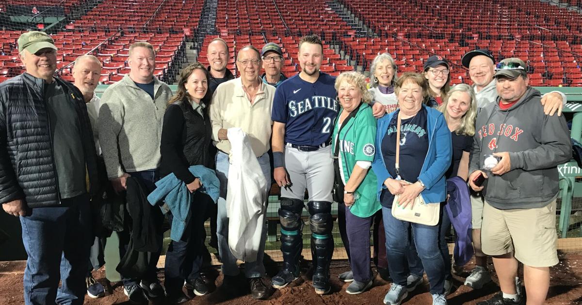 Cal Raleigh breaks 112-year-old Fenway record; Jeff Raleigh was there ...