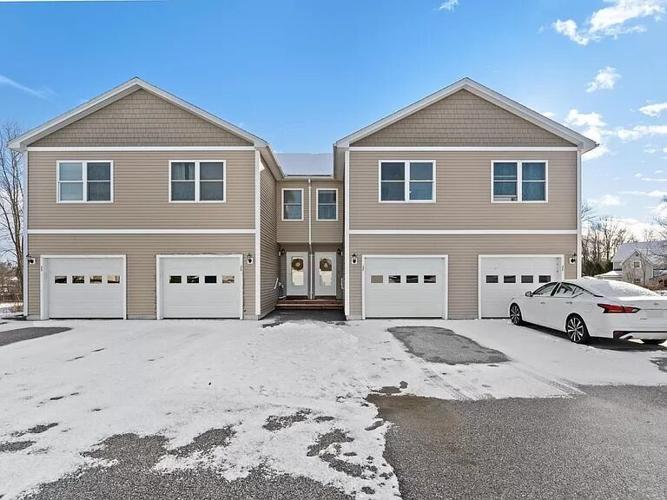Home tour of the week A 319,000 condo in Swanton with a bonus room