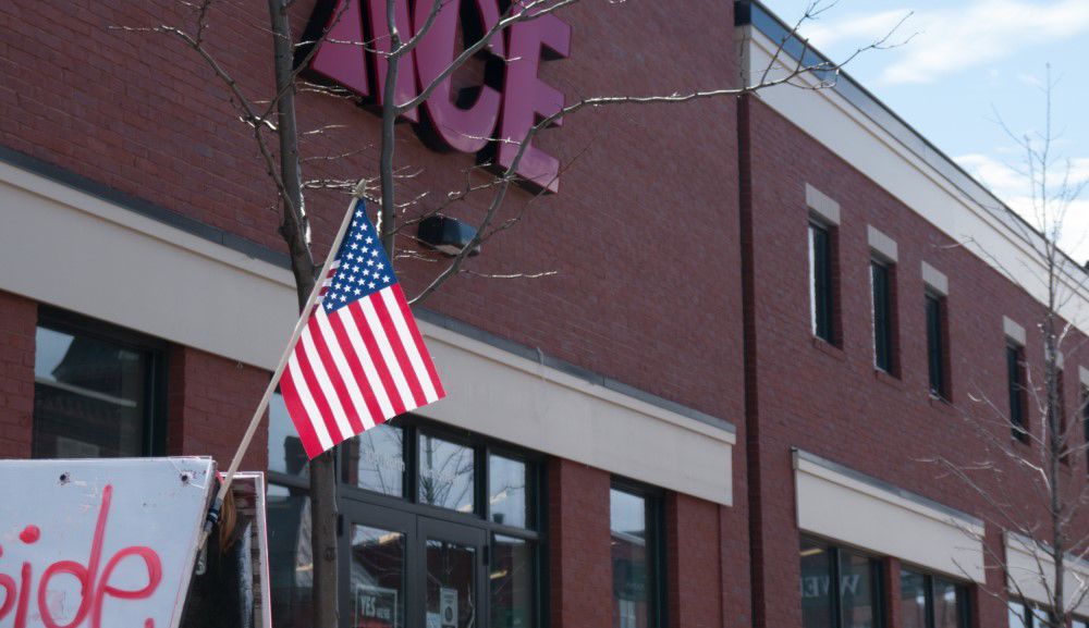 Ace gives out flags for supporting local business News