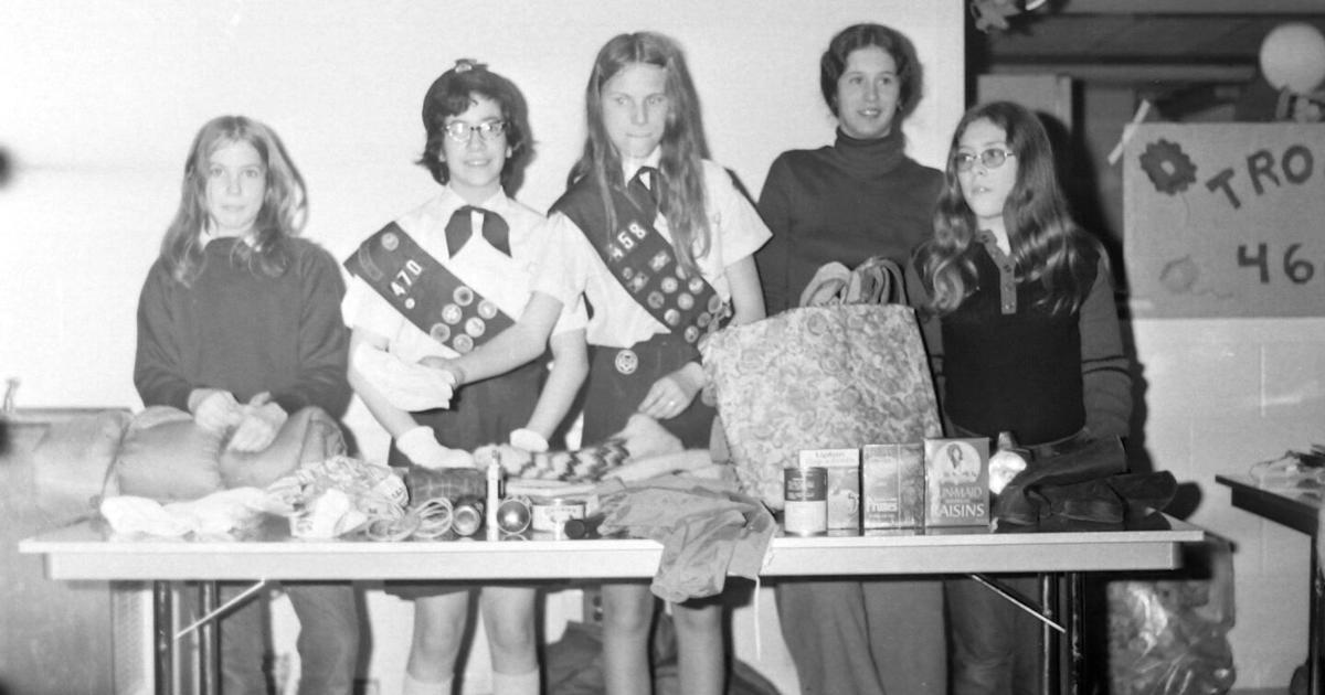 Doris Winstead GALLERY: From the archives — Girl Scouts, shoppers, student artists and ...