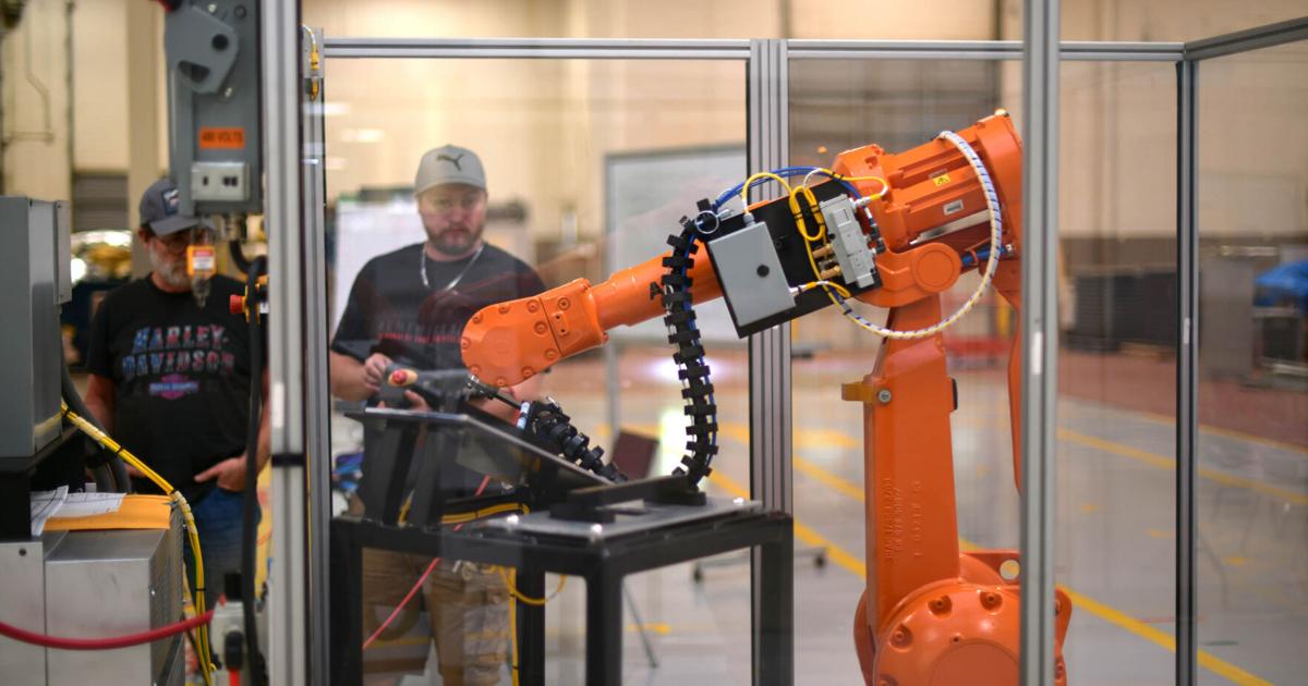 Robotics Training Range Industrial robotics technician course offered at CCCC | News ...