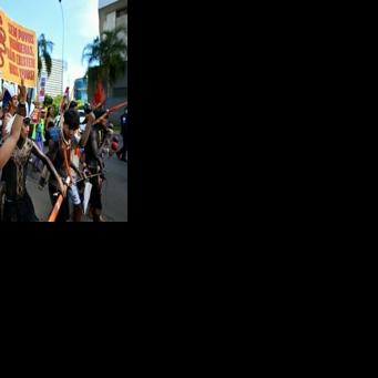 Indigenous groups demand greater land protection in Brazil protest