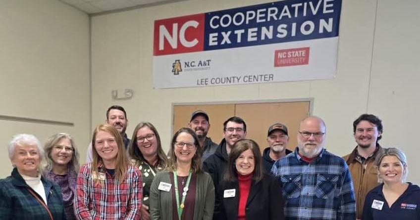 Cooperative Extension staff honors Gaster with reception