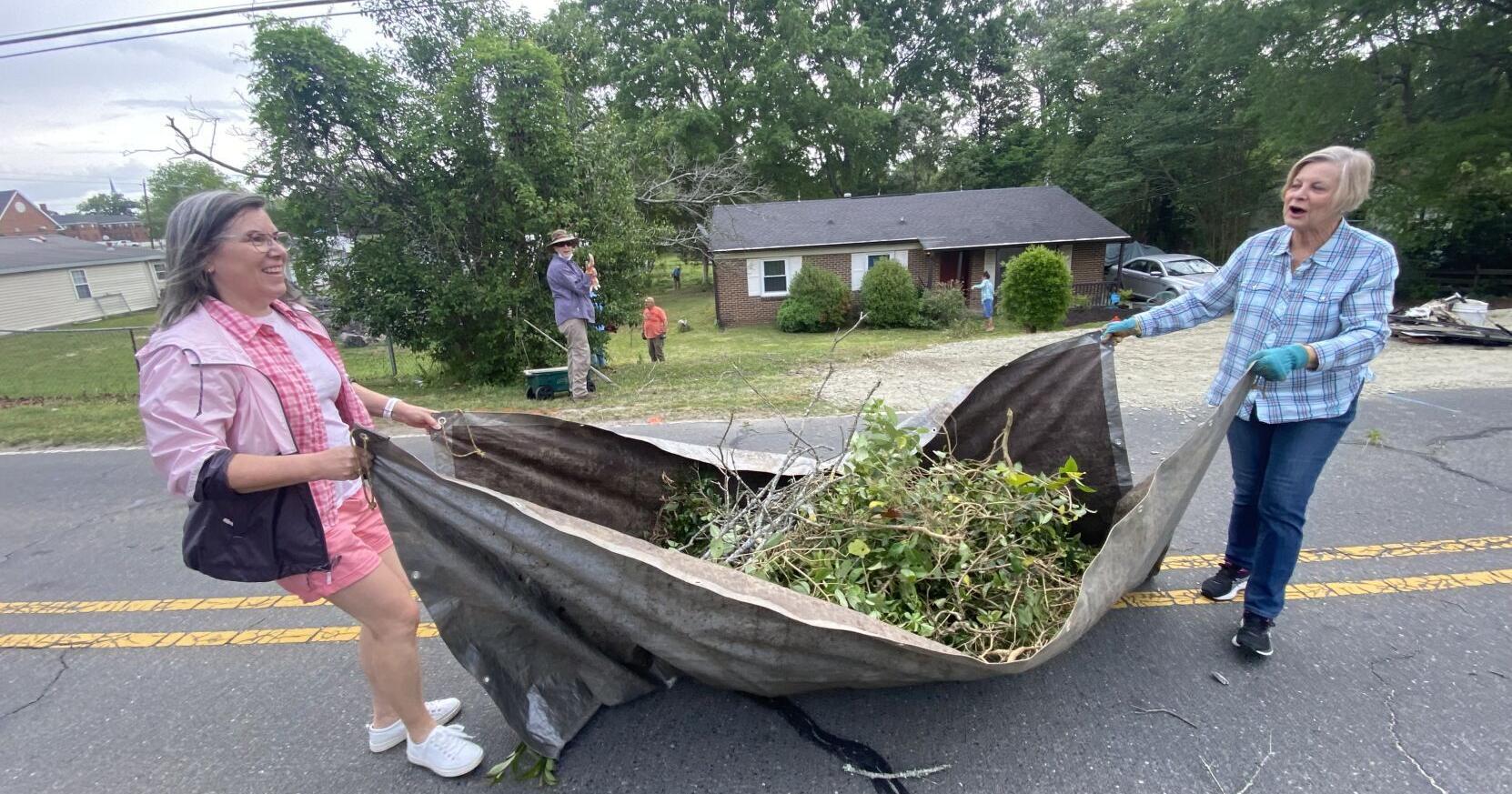 Sanford getting ready to party on the block - Vimarsana News