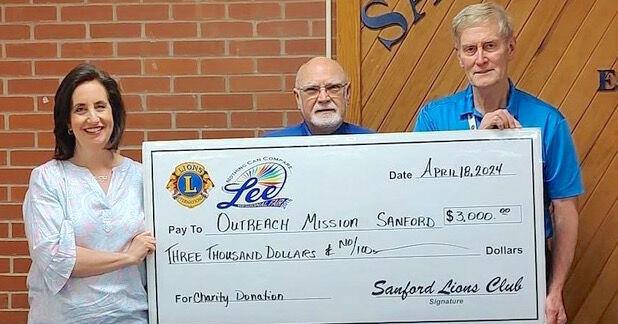 Lions present donation to Outreach Mission - Vimarsana News