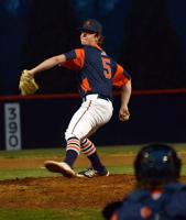 Southern holds off Chargers, 7-2