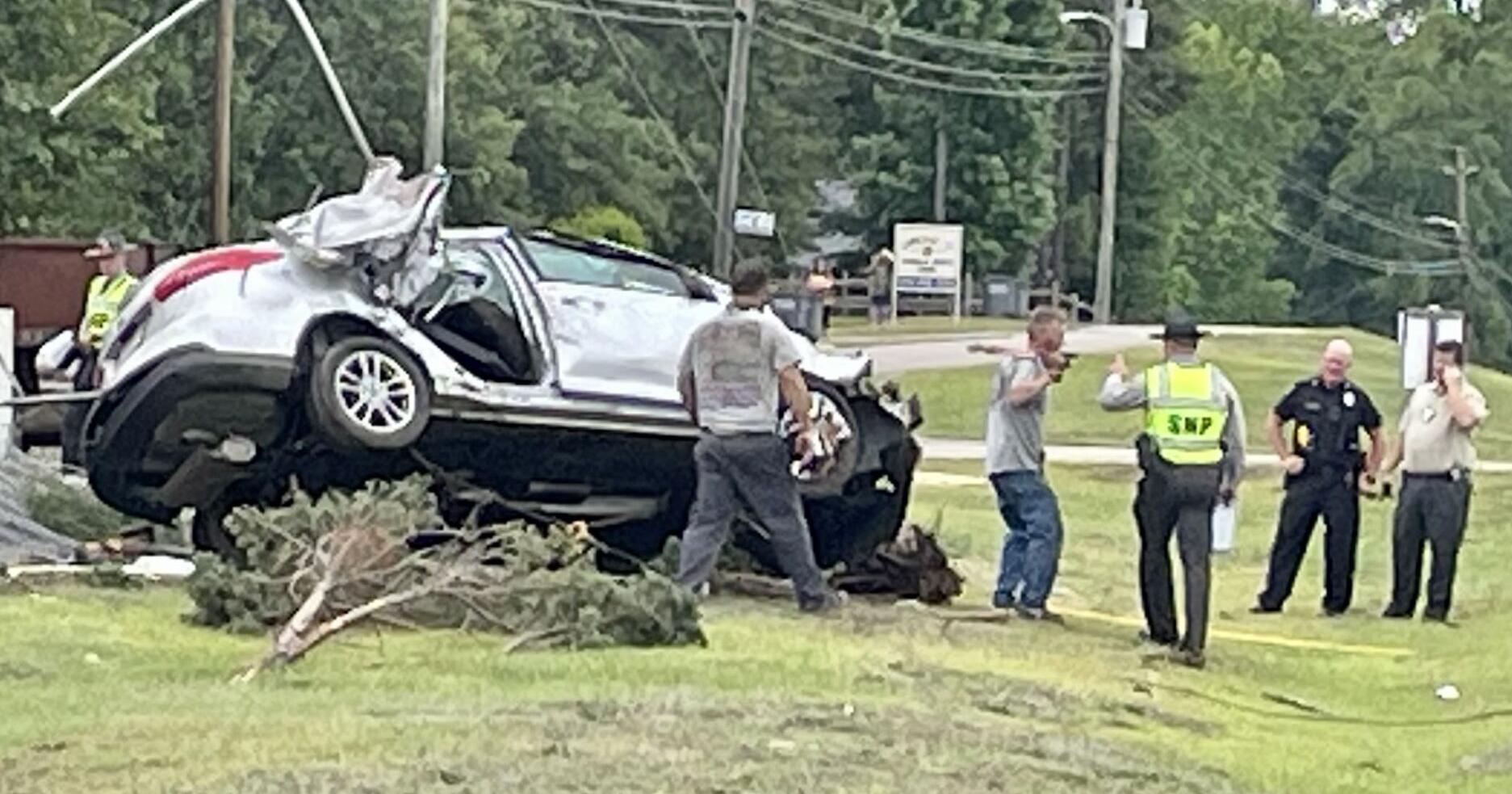 High-speed police pursuit on N.C. 87 ends in crash - Vimarsana News
