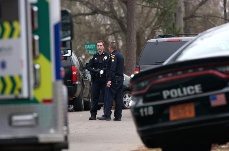 1 dead, 1 injured in Sanford shooting | Archives | sanfordherald.com