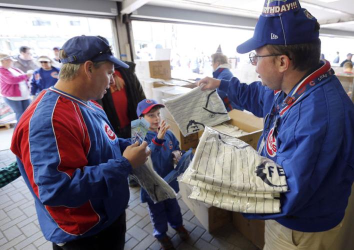 Cubs and D-Backs Throwback Uniforms for Wrigley Field's 100th Anniversary