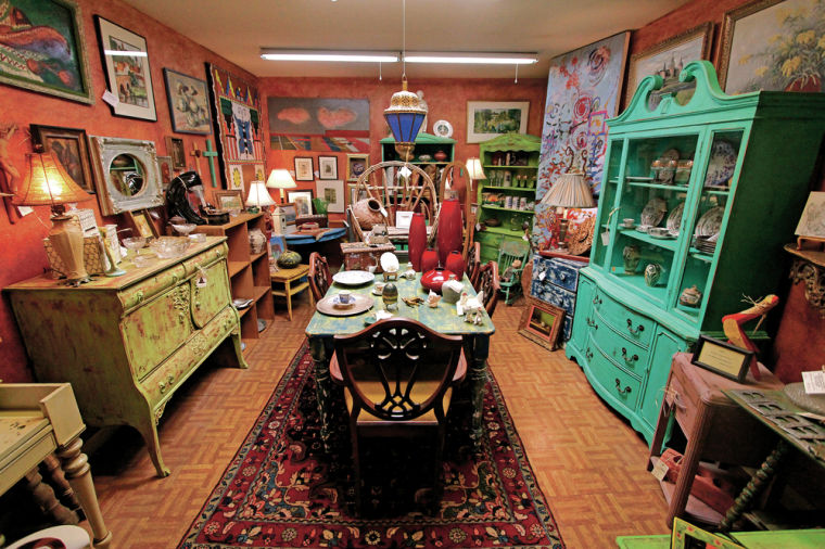Consignment Owner Turns To Business - Furniture Consignment Santa Fe New Mexico Consignment Owner Turns To Business - Furniture Consignment Santa Fe New Mexico