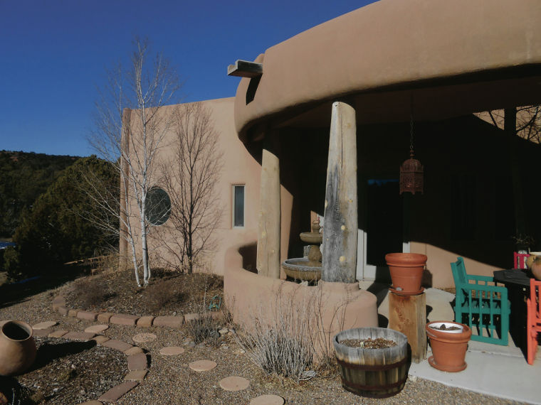 Artful design in Los Cerros Colorados Home/Real Estate