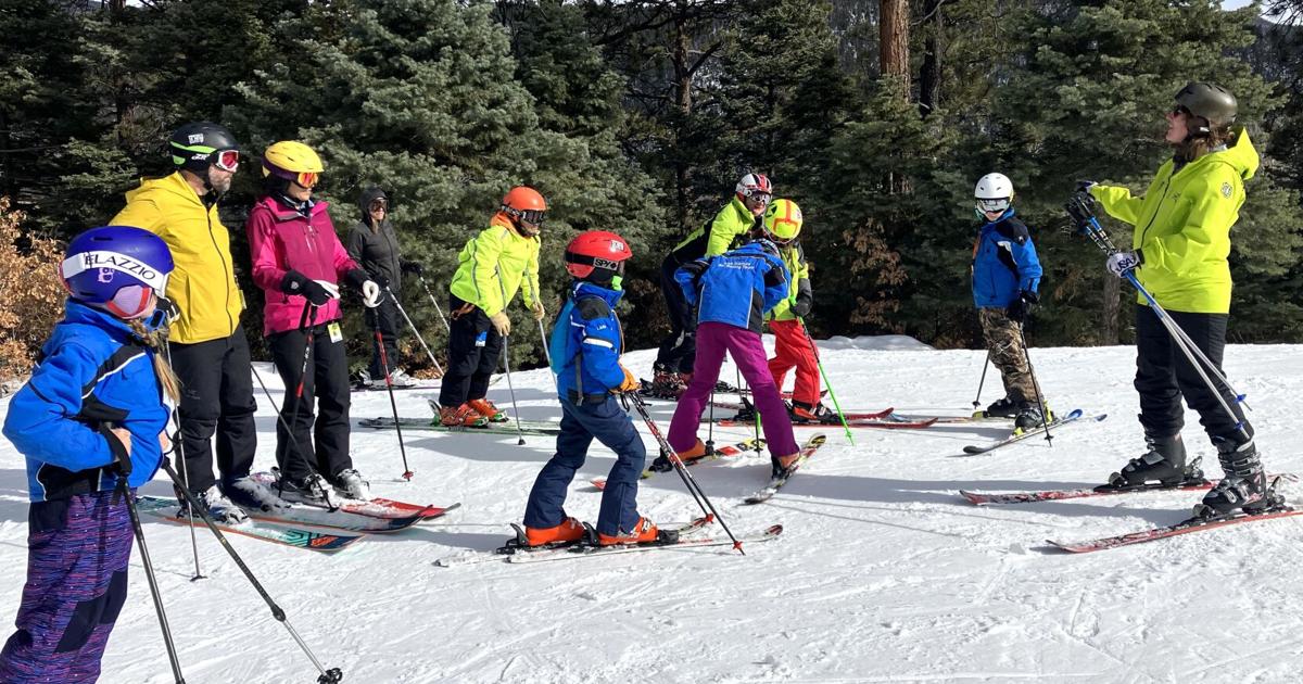 Snow rangers lend perspective to skiers, boarders | Local News ...