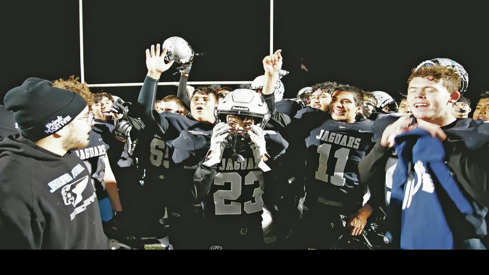Jaguars Clock Santa Fe High 28 0 To Claim District Title Sports