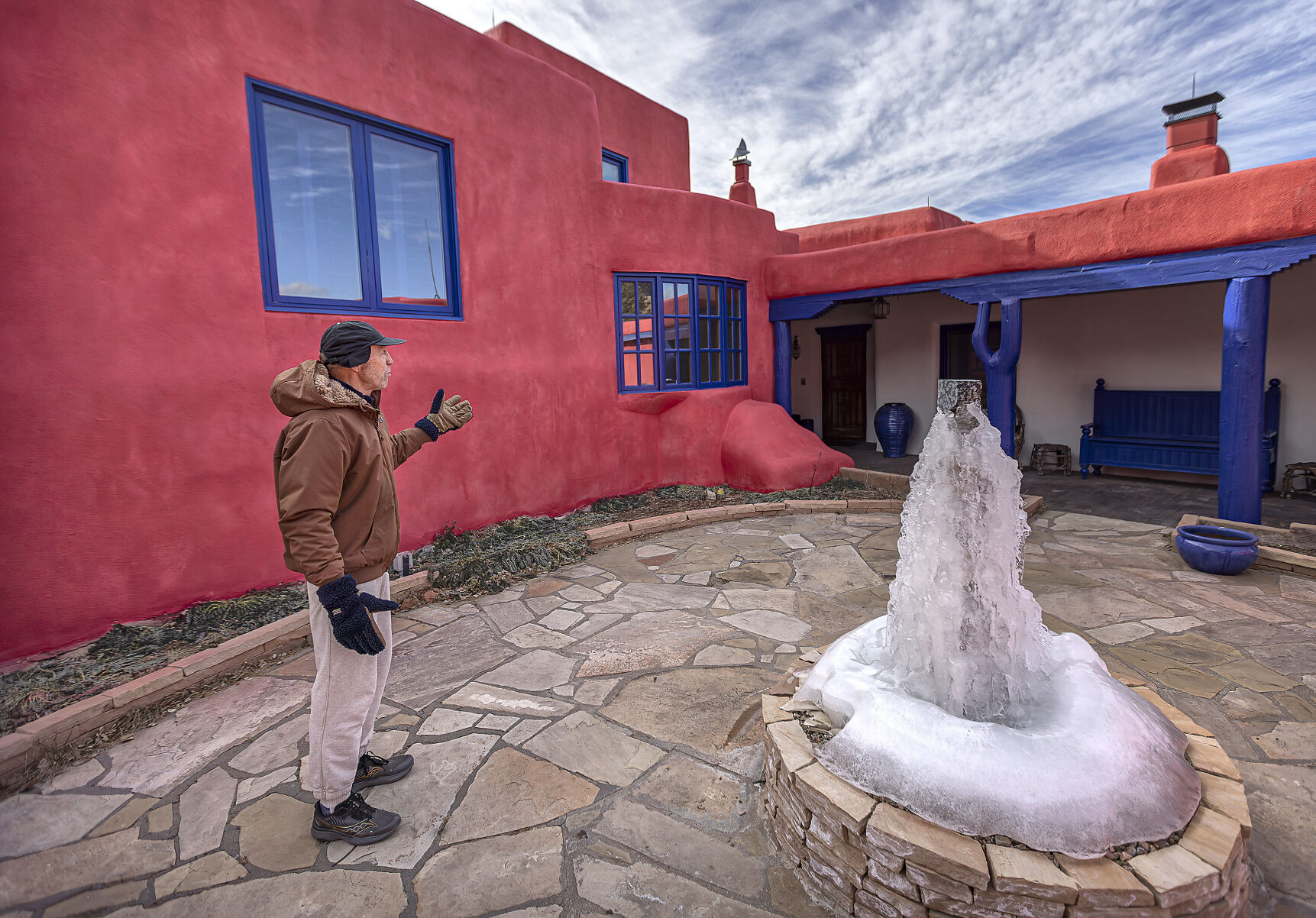 Seeing red over pink house: Paint job spurs city order