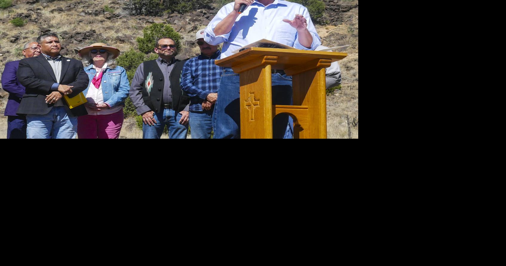 Earth, Wind and Fire: Dem senators call for crackdown on betting on wildfires