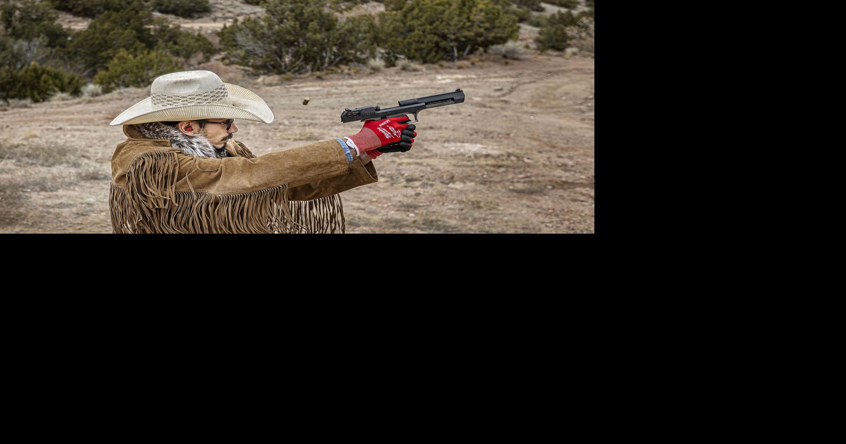 The new Wild West? To hear La Cieneguilla residents tell it, it's the Caja del Rio