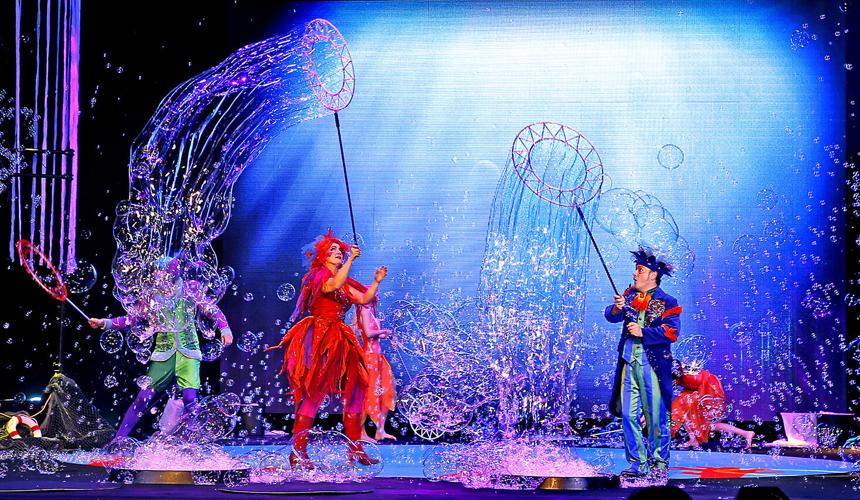 Cirque du Soleil, with soap