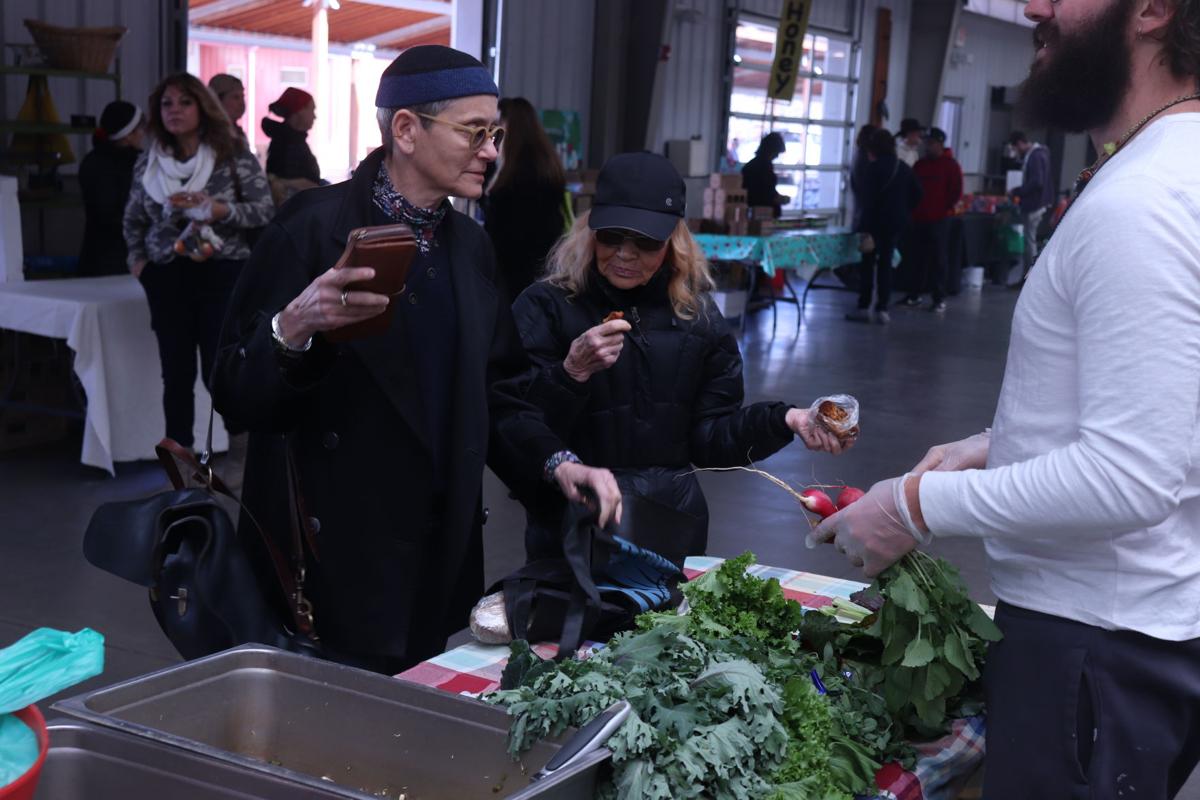 Santa Fe Farmers Market Draws Shoppers Coronavirus