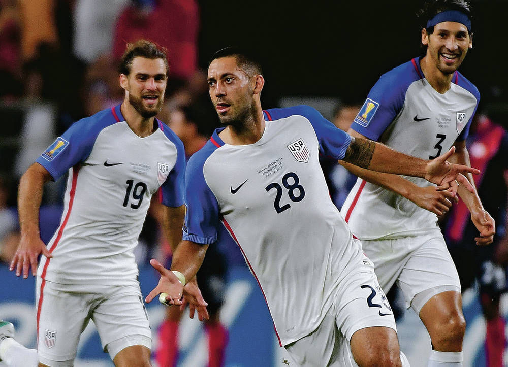 Clint Dempsey ties United States men's goal-scoring record