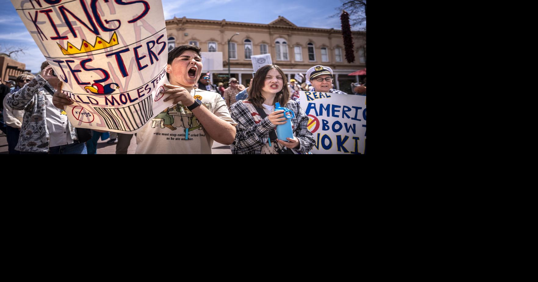 Iran war on many minds as thousands turn out in Santa Fe for 'No Kings 3'