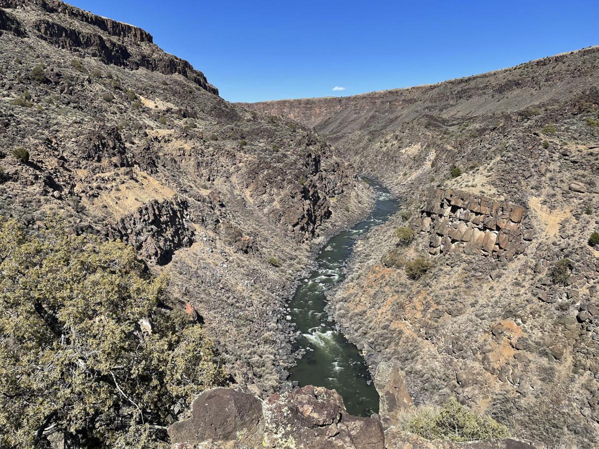 Getting To Know The Rio Grande Gorge By Trail Adventure Santafenewmexican Com