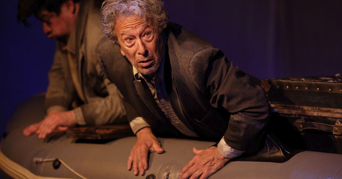 Theater Grottesco Stages Sławomir Mrożek's 'Out at Sea'