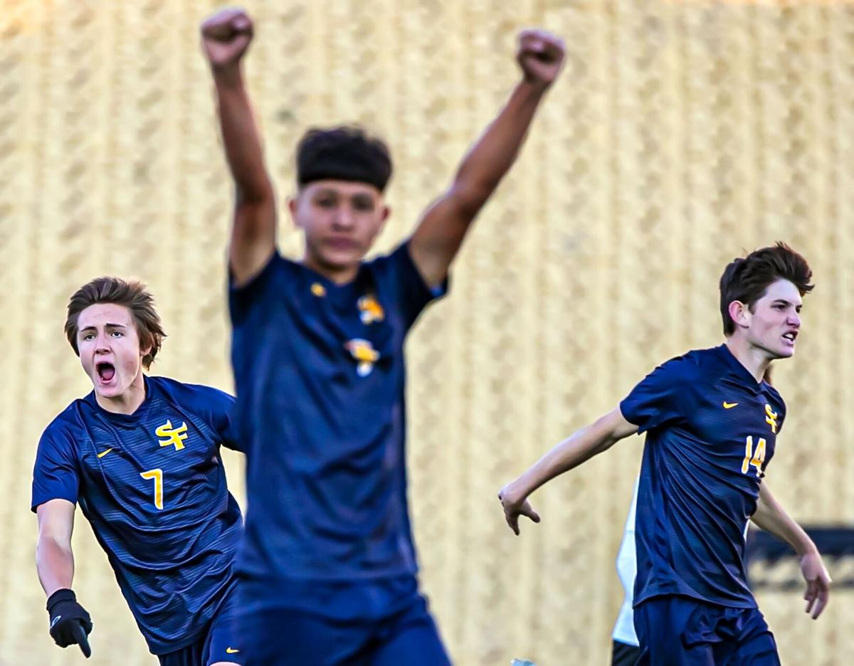 102921 jw sfhs soccer5.jpg