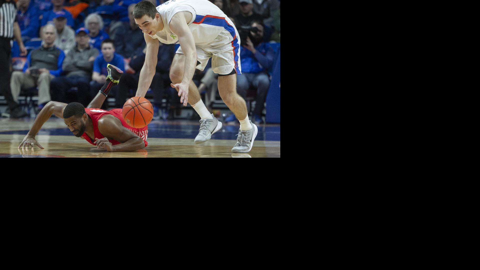 Lobos Implosion Continues In Blowout Loss At Boise Lobos