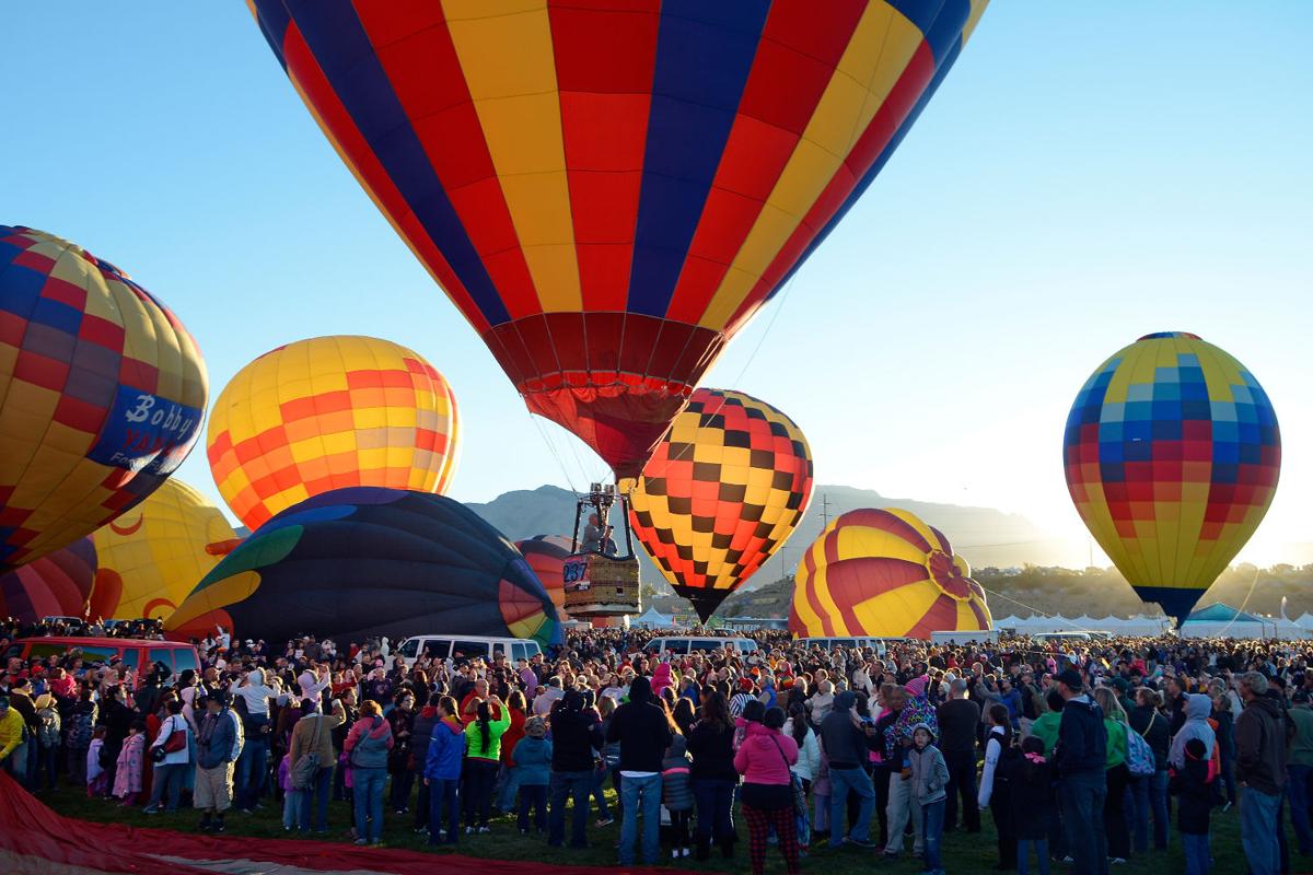 Albuquerque International Balloon Fiesta takes flight without a hitch