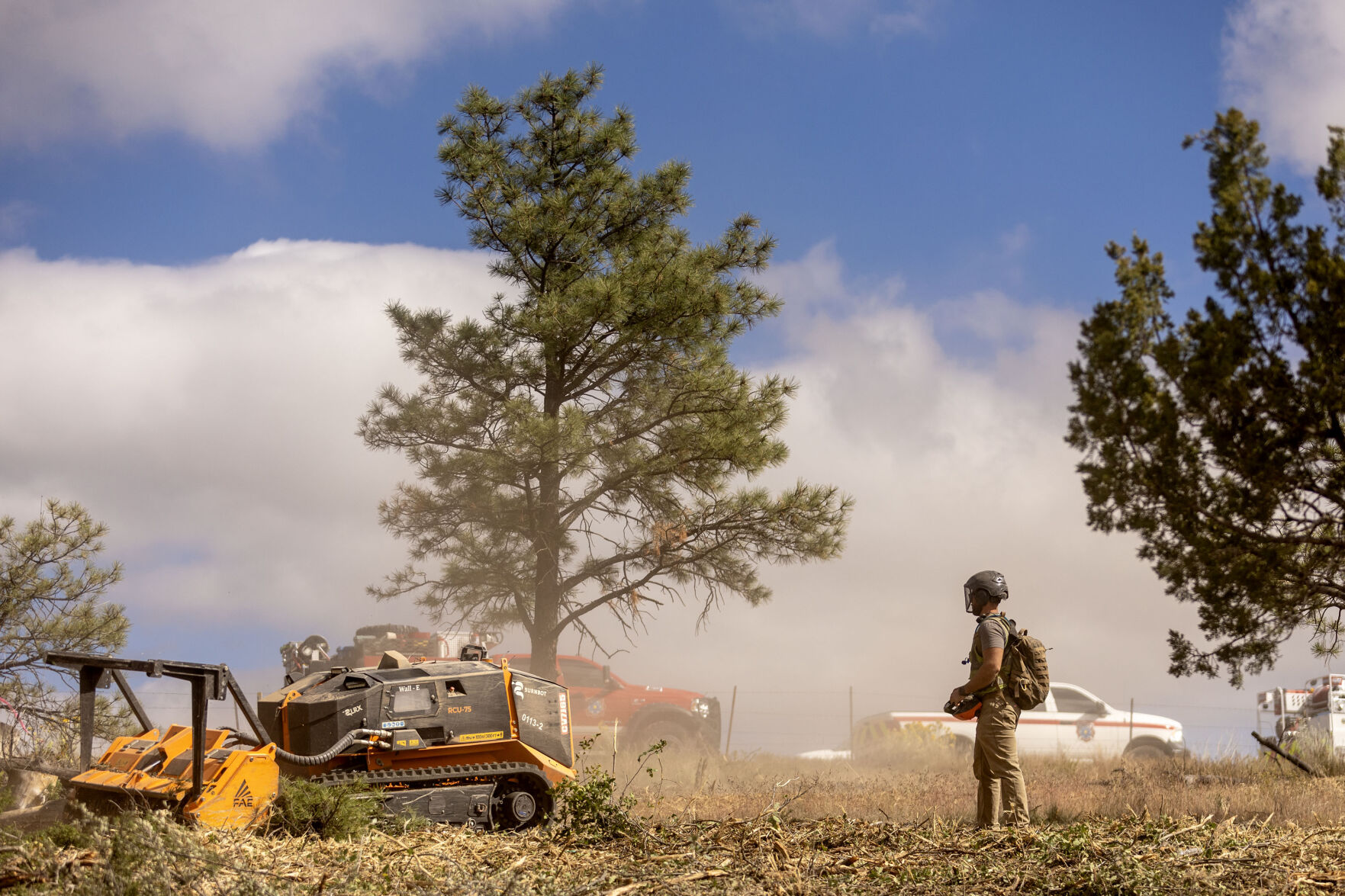Flamin' bot: Los Alamos County debuts remote-controlled wildfire ...