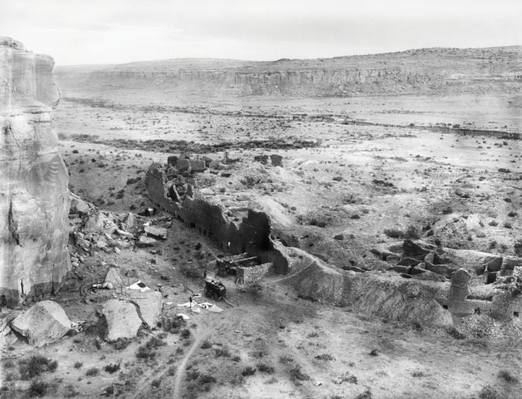 Lines of site New and old views of the Chaco Phenomenon Books