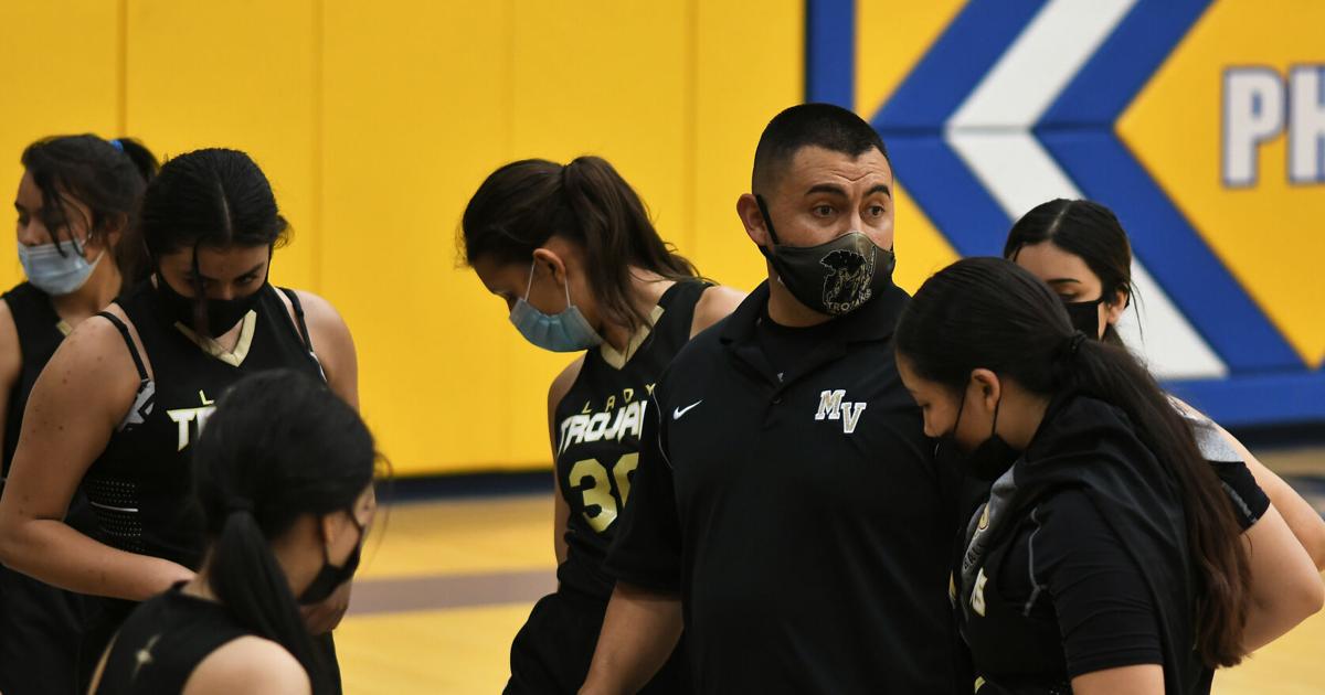 Mesa Vista girls basketball coaches killed by COVID-19 had a love for the game, their family and their alma mater | Sports Mesa Vista girls basketball coaches killed by COVID-19 had a love for the game, their family and their alma mater | Sports