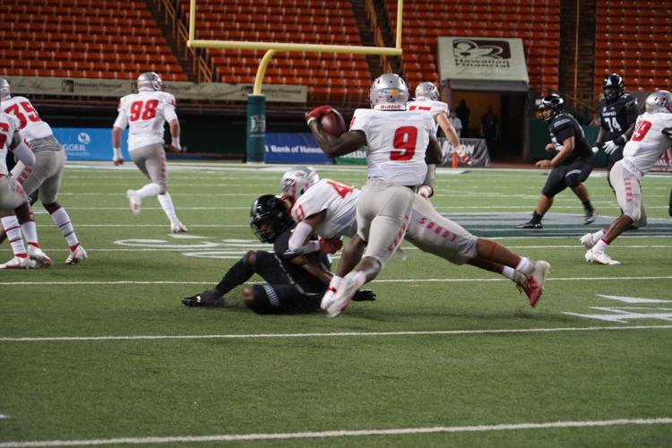 Lobos DB leaves Hawaii with two picks and a loss | Sports ...