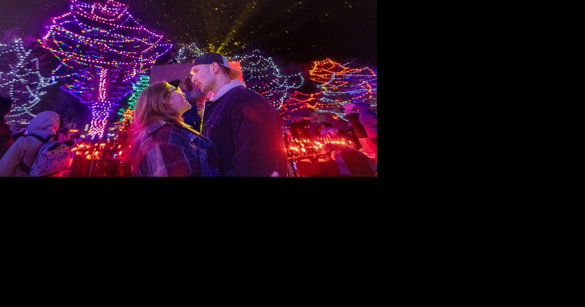 Holiday season lights up on the Plaza Local News