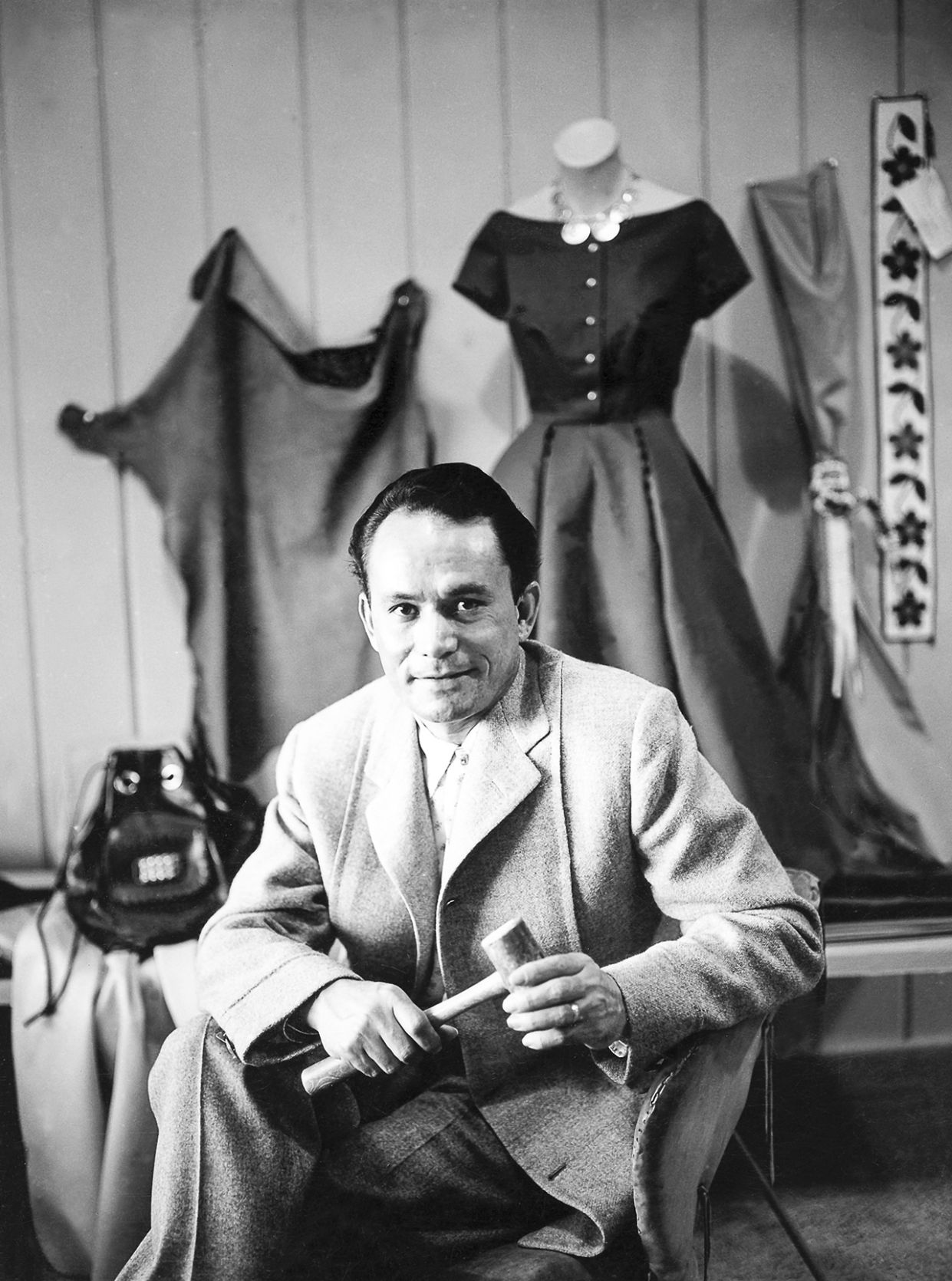 New clothes: Centennial celebration of artist Lloyd Kiva New