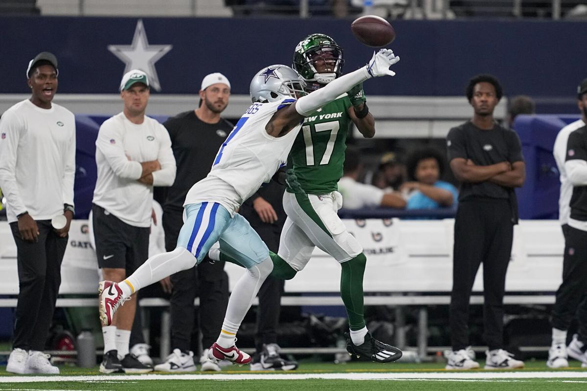 Cowboys' Trevon Diggs tears ACL in practice, 'projected' to miss rest of  2023 NFL season 