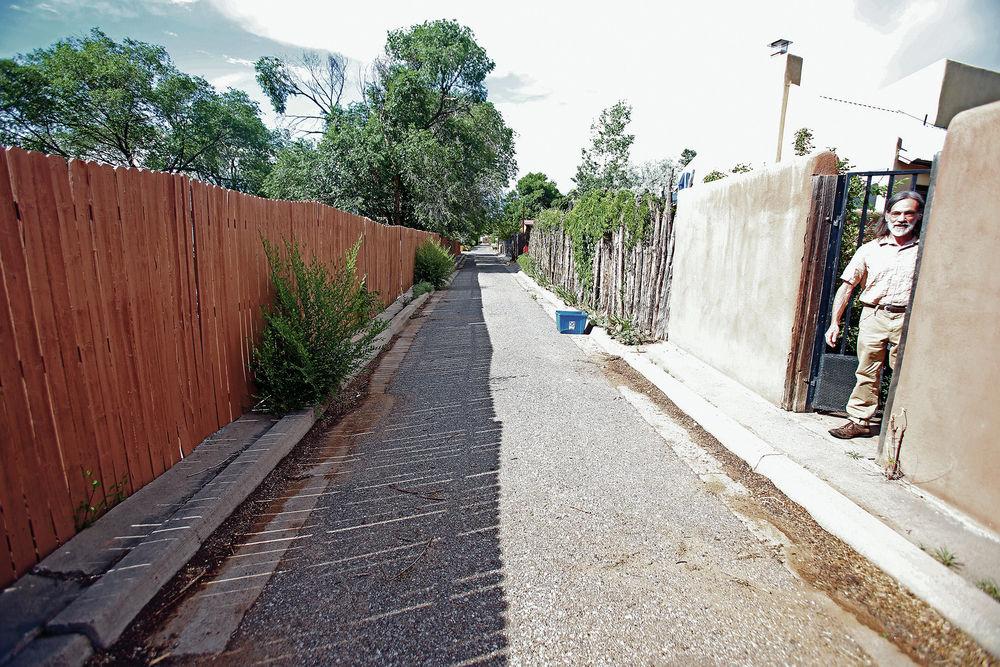‘Noxious’ fence paint sparks row between neighbors Local News