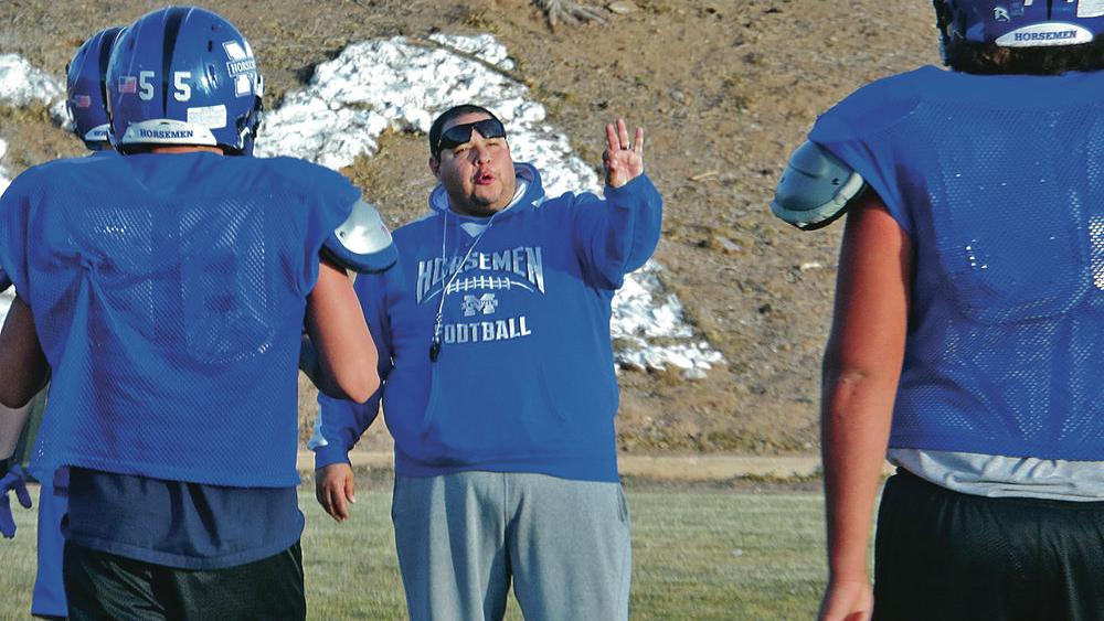 Santa Fe High Football Hires St Michael S Defense Coordinator As New Coach Sports Santafenewmexican Com