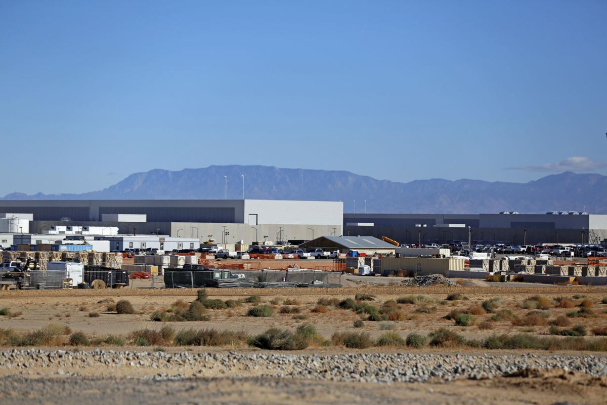 Facebook Shows Off Construction For Los Lunas Expansion Local News Santafenewmexican Com