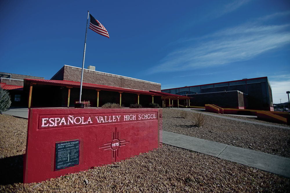 ‘Crisis’ continues at Española Public Schools | Education ‘Crisis’ continues at Española Public Schools | Education