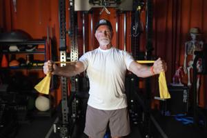 Personal trainer Gary Schneider helps Santa Feans get fit as they age